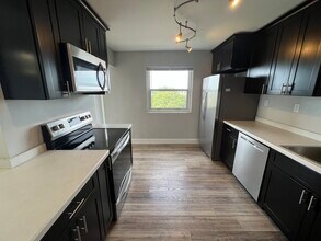 1217 The Delaware in Buffalo, NY - Building Photo - Building Photo