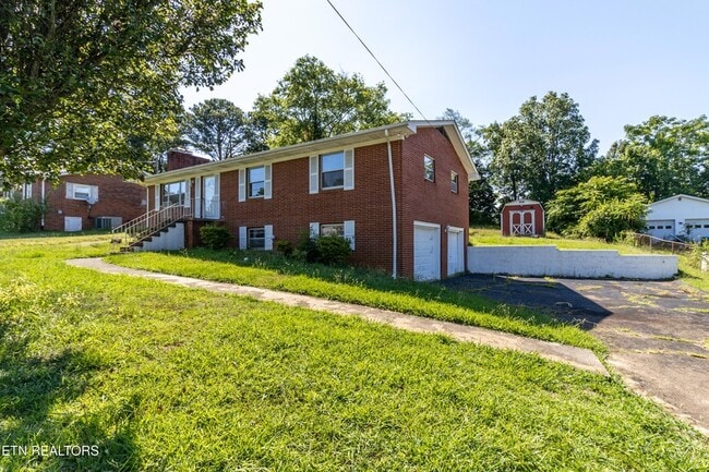 6633 Wachese Ln, Unit 2053 in Knoxville, TN - Building Photo - Building Photo