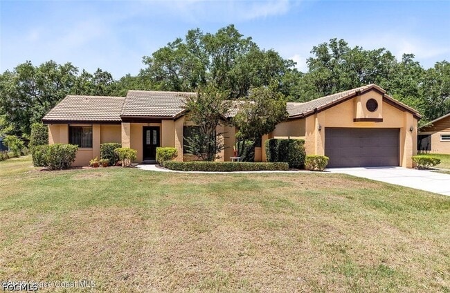 2560 Greenwood Dr