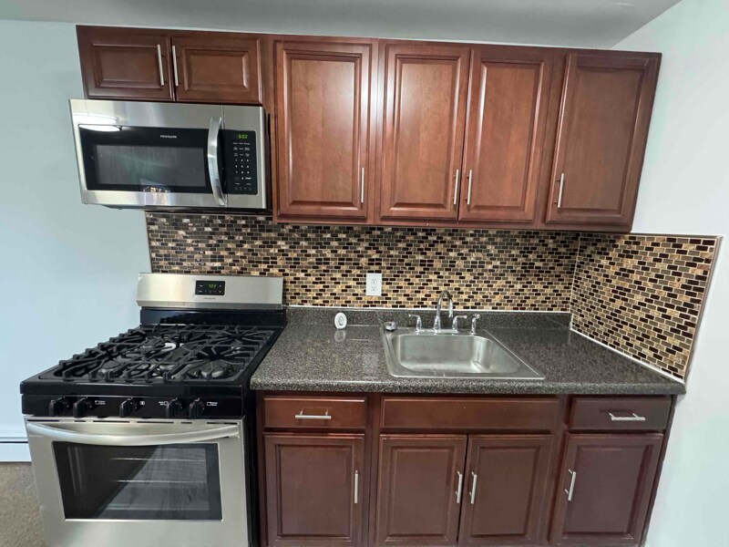 1805 43rd St-Unit -C in North Bergen, NJ - Building Photo