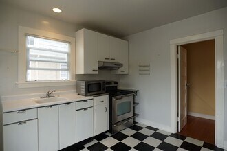 2731 S Judkins St in Seattle, WA - Building Photo - Building Photo