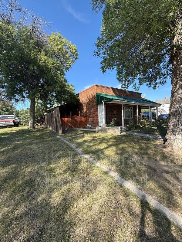 1927 7th Ave N in Great Falls, MT - Building Photo - Building Photo