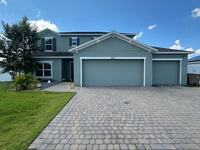 352 Quarry Rock Cir in Poinciana, FL - Building Photo - Building Photo