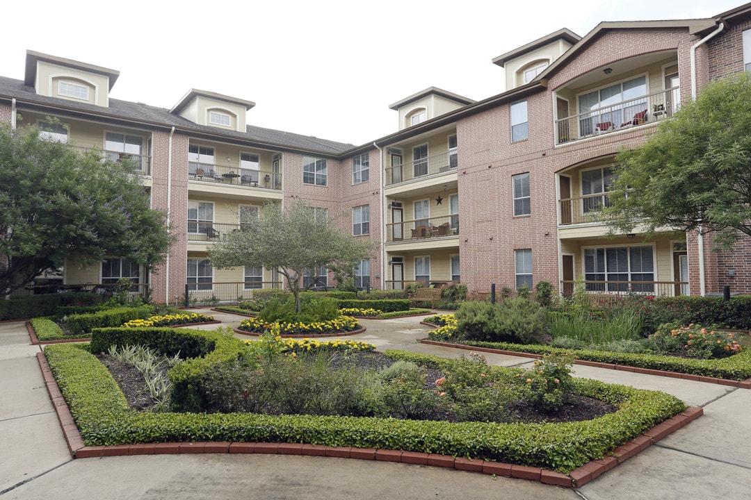 Elate Royal Oaks in Houston, TX - Foto de edificio