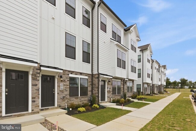 property at 332 Ensemble Wy