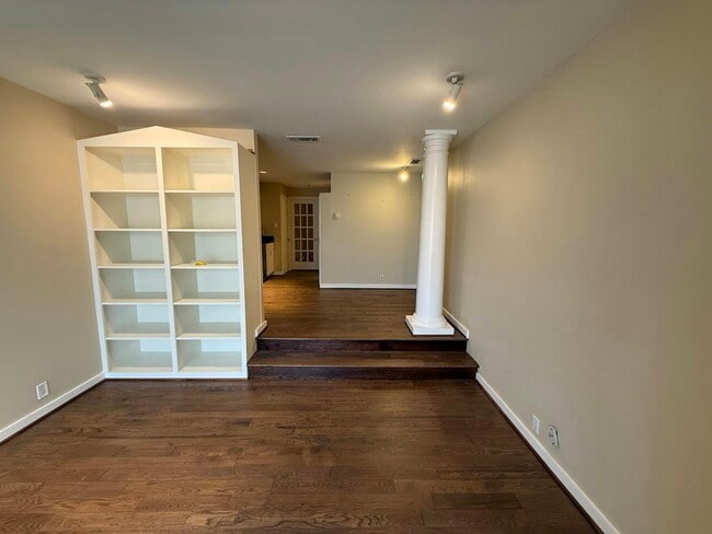 4241 Buena Vista St in Dallas, TX - Building Photo - Building Photo