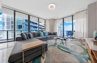 480 NE 31st St in Miami, FL - Building Photo - Building Photo