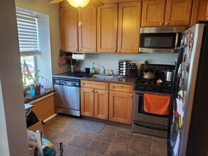 452 Tournament Dr in Union, NJ - Building Photo - Building Photo