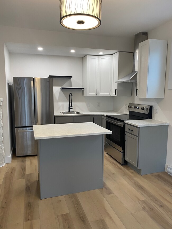 7 Sinclair St in Dartmouth, NS - Building Photo - Building Photo