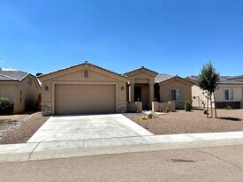 3686 Richie Dr in Kingman, AZ - Building Photo