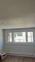 79 School St, Unit 2 in North Attleboro, MA - Foto de edificio - Building Photo