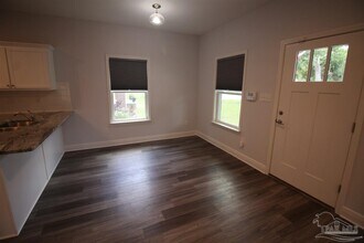 2018 W Gregory St in Pensacola, FL - Building Photo - Building Photo