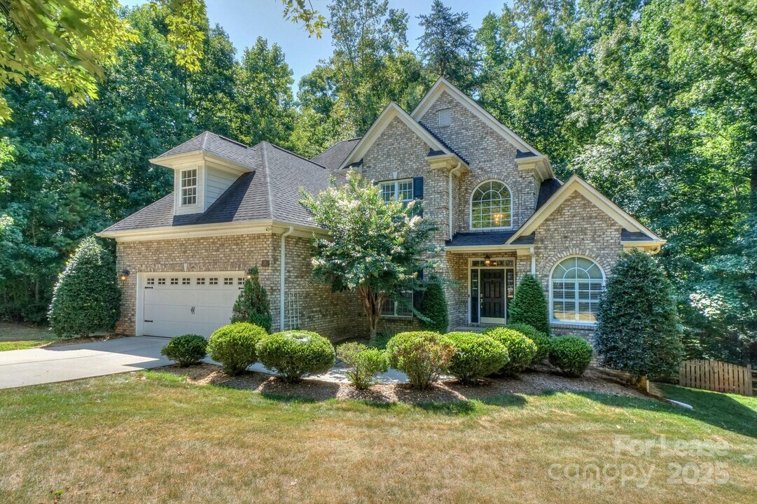 181 Streamside Pl in Mooresville, NC - Building Photo