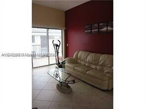 1743 NW 81st Way in Plantation, FL - Building Photo - Building Photo