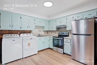 1005 N Mangum St in Durham, NC - Building Photo - Building Photo