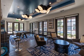 Landing at Arroyo in Simi Valley, CA - Building Photo - Interior Photo