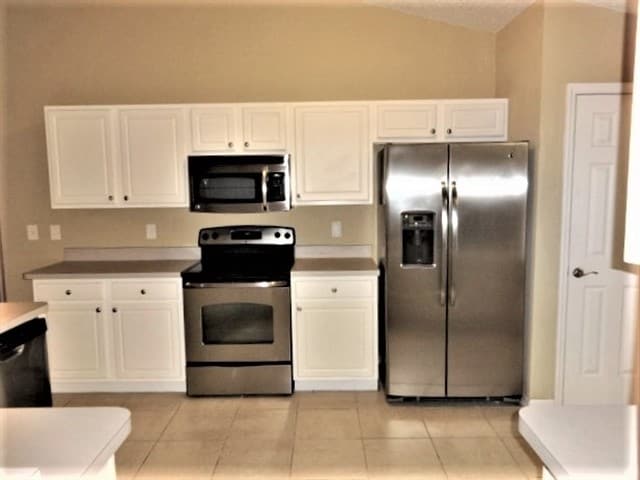 1147 SE Preston Ln in Port St. Lucie, FL - Building Photo - Building Photo