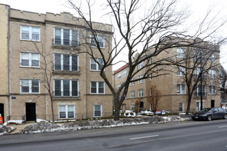 Ravenswood in Chicago, IL - Building Photo - Building Photo