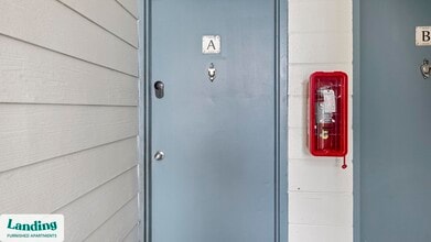 612 Bass Ct in Dunedin, FL - Building Photo - Building Photo