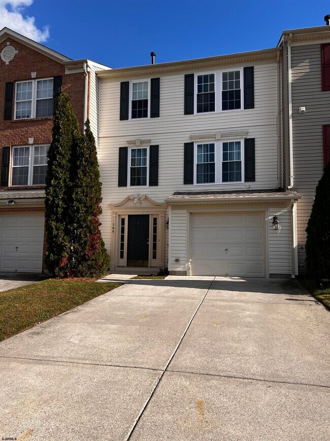 704 St Thomas Dr in Egg Harbor Township, NJ - Building Photo - Building Photo