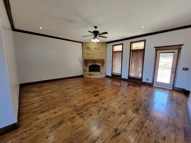 8741 Belcaro Dr in Edmond, OK - Building Photo - Building Photo