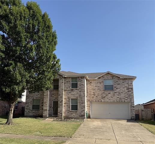 2011 Cap Rock Ln in Grand Prairie, TX - Building Photo