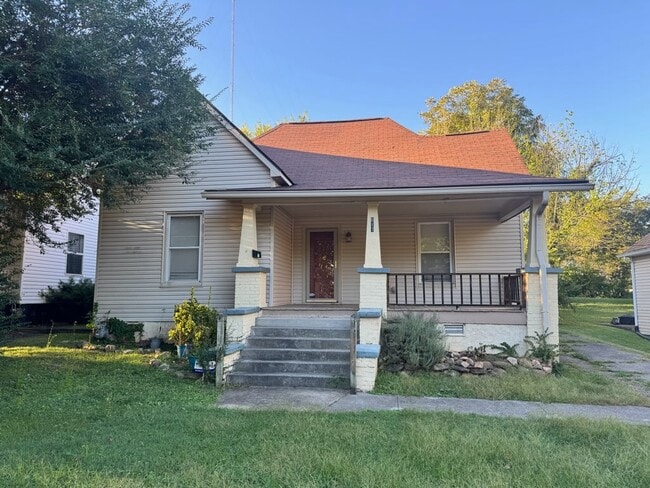 617 Hiawassee Ave
