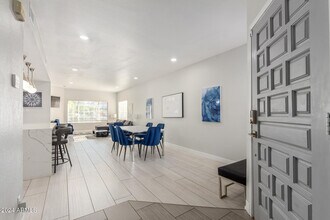 1413 W Coral Reef Dr in Gilbert, AZ - Foto de edificio - Building Photo