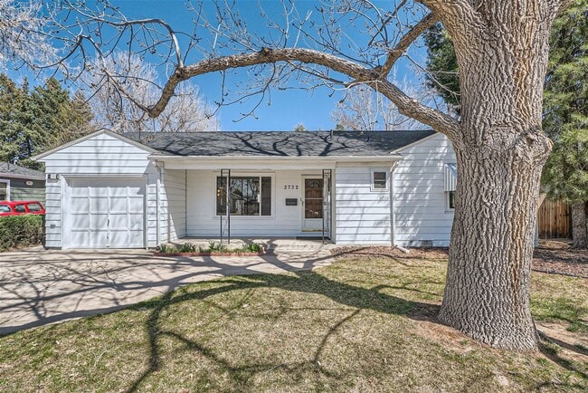 property at 2732 S Garfield St