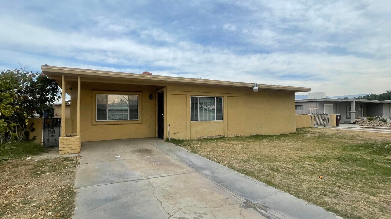 81406 S Palo Verde Dr in Indio, CA - Building Photo