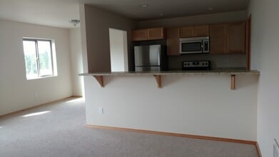 394 NE Inspiration St in Poulsbo, WA - Building Photo - Building Photo