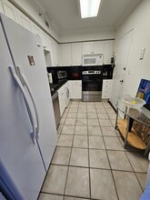 2501 S Ocean Dr in Hollywood, FL - Building Photo - Building Photo