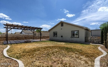 708 Villas Del Este in Socorro, TX - Building Photo - Building Photo