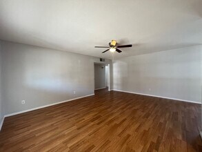 3317 W Camelback Rd in Phoenix, AZ - Building Photo - Building Photo