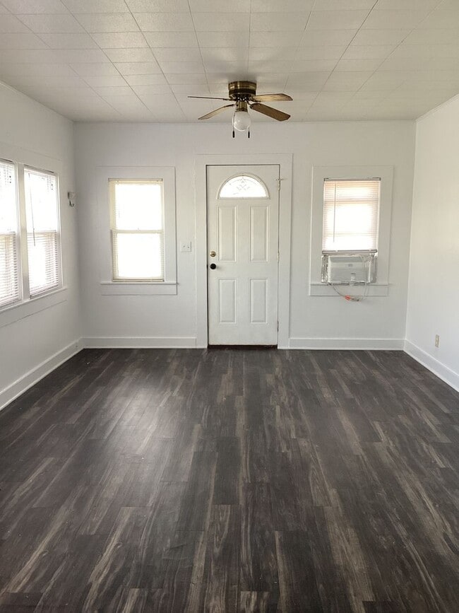 1420 S Avenue F in Portales, NM - Building Photo - Building Photo