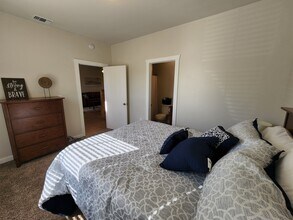 2912 Mulberry St SE, Unit 5 bedroom in Albuquerque, NM - Foto de edificio - Building Photo