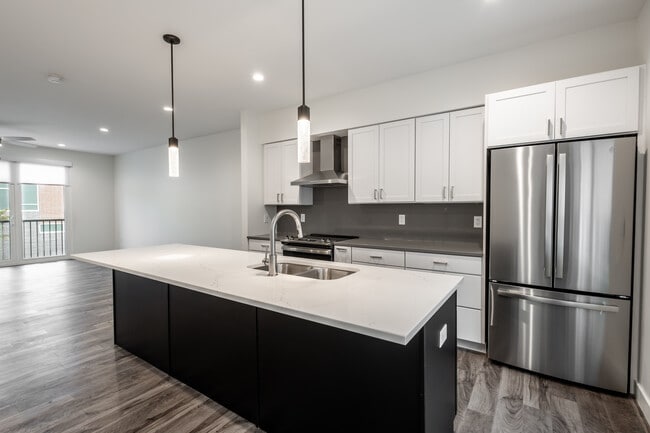 property at 814 7th St