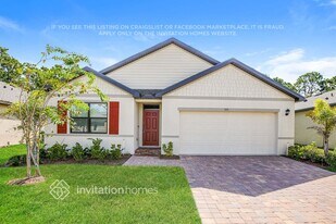 505 Seaspray Dr in Fort Pierce, FL - Building Photo
