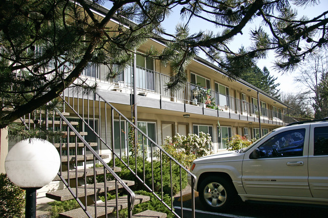 Viale Apartments in Portland, OR - Foto de edificio - Building Photo