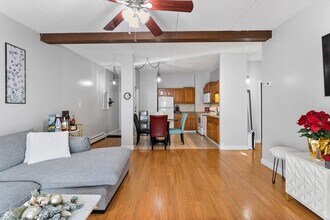 84 Warren Ave, Unit #24 in Woburn, MA - Building Photo - Building Photo