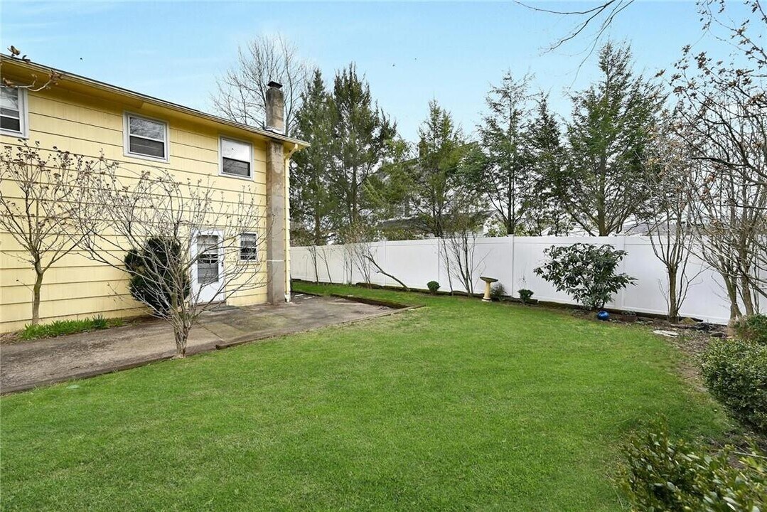 72 Front St in Nyack, NY - Building Photo
