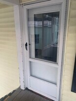 22 Spring St in Somersworth, NH - Building Photo