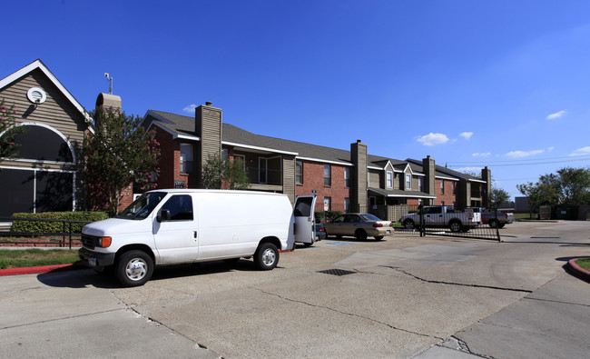 Aspen Park in Houston, TX - Foto de edificio - Building Photo