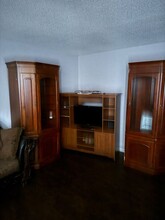 2694 SE Indian St in Stuart, FL - Building Photo - Interior Photo