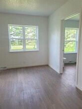 613 Grundy Rd in Cedar Falls, IA - Building Photo - Building Photo