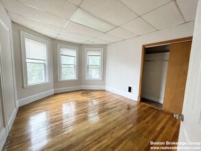 26-28 Harbor View St, Unit 3 in Boston, MA - Foto de edificio - Building Photo