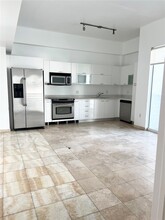 133 NE 2nd Ave, Unit 710 in Miami, FL - Building Photo - Building Photo