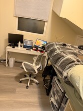 2055 Berkeley Way, Unit 2 in Berkeley, CA - Foto de edificio - Building Photo