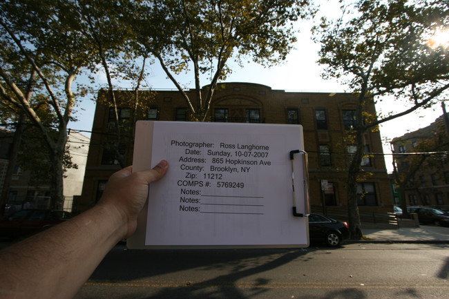 865 Hopkinson Ave in Brooklyn, NY - Foto de edificio - Other