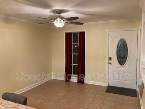 1734 Mill Run Cir in Tampa, FL - Building Photo - Building Photo